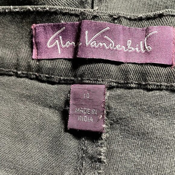 PREVIOUSLY OWNED/GOOD COND. GLORIA VANDERBILT AMANDA BLACK SHORT SIZE 10… - Picture 10 of 13